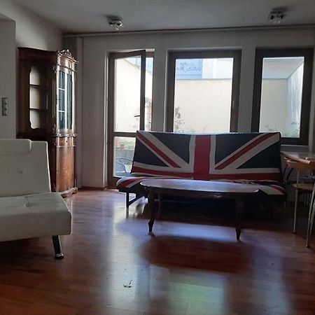 Pleasant Apartment Under The Bratislava Castle Buitenkant foto