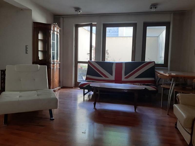 Pleasant Apartment Under The Bratislava Castle Buitenkant foto